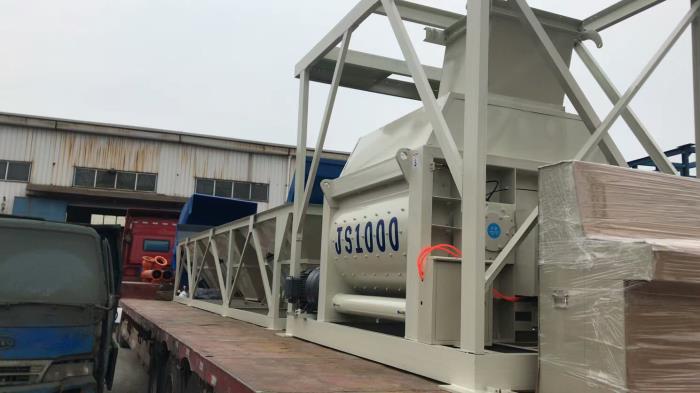 混凝土攪拌機發(fā)貨現(xiàn)場