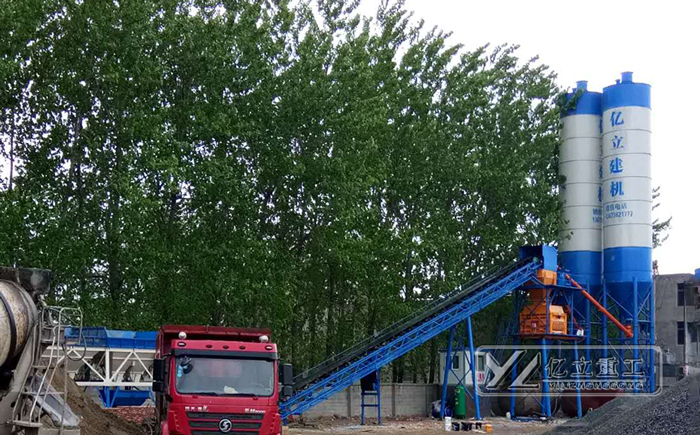 實際產(chǎn)量接近50方每小時的混凝土攪拌站設(shè)備