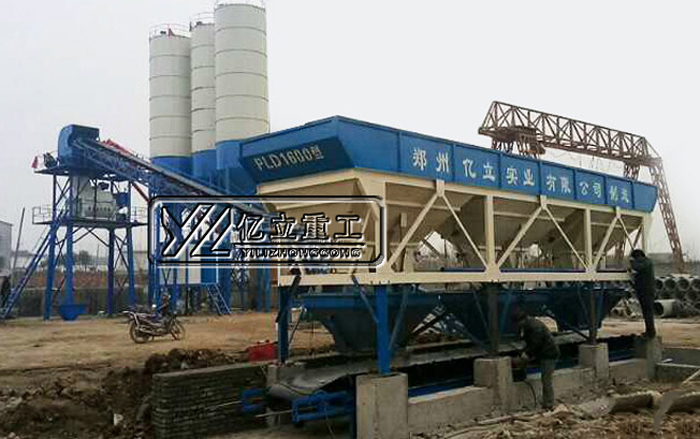 60混凝土攪拌站設(shè)備用戶使用現(xiàn)場