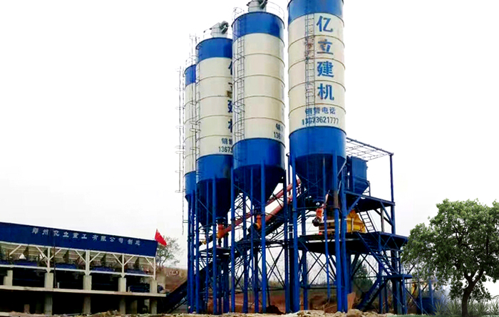 雙臥軸強(qiáng)制式混凝土攪拌機(jī)應(yīng)用現(xiàn)場