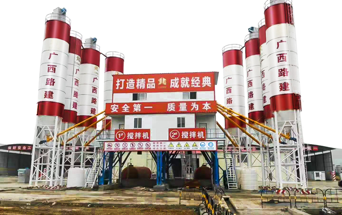 大型混凝土攪拌設(shè)備用戶(hù)實(shí)拍