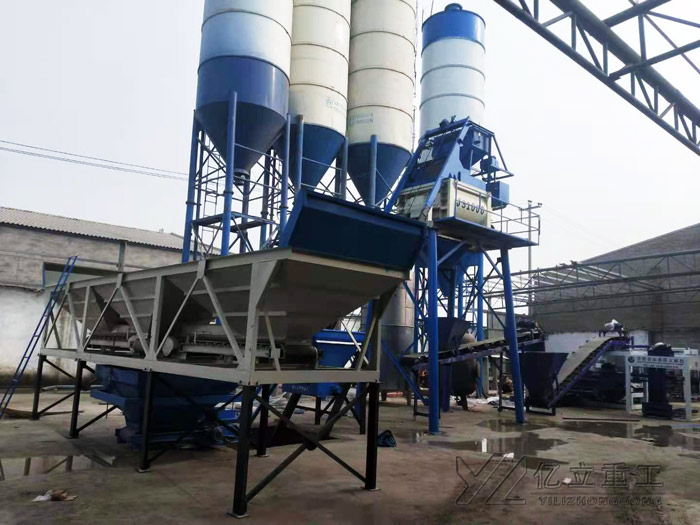 混凝土攪拌站設(shè)備_用戶(hù)現(xiàn)場(chǎng)實(shí)拍