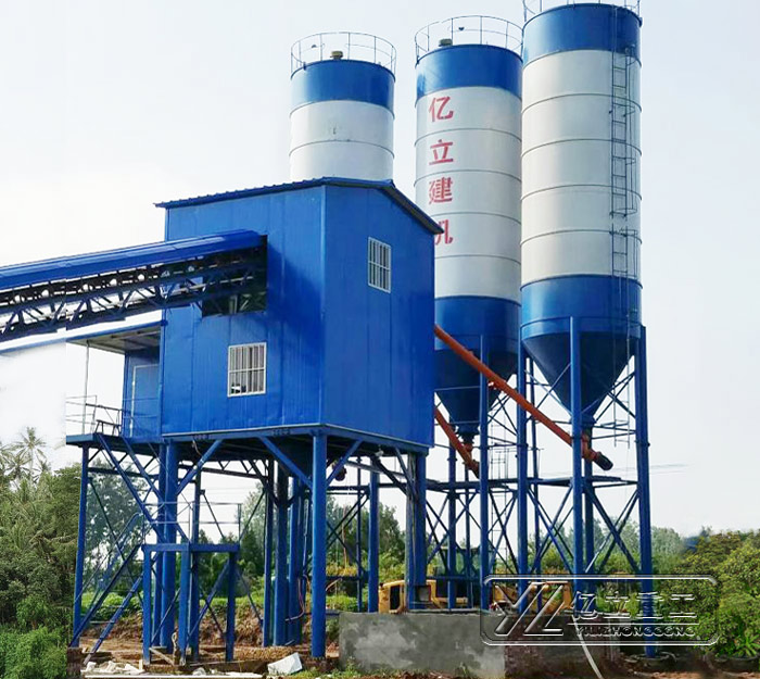 商品混凝土攪拌站生產(chǎn)現(xiàn)場(chǎng)實(shí)拍