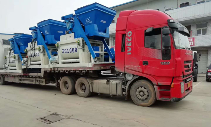 爬斗式混凝土攪拌站發(fā)貨現(xiàn)場實(shí)拍