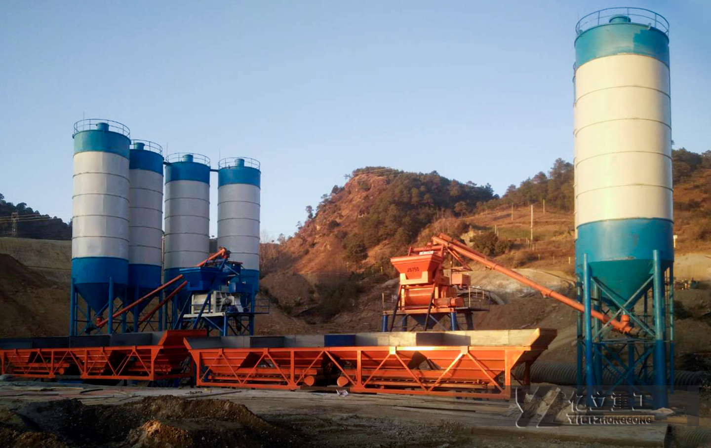 工程混凝土攪拌站設(shè)備用戶現(xiàn)場實拍